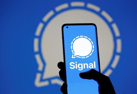 出海业务中，Signal和Telegram哪个能提供更强的安全保障？
